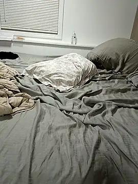 tripping385 online show from November 20, 1:06 am