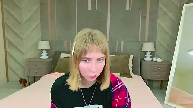 Beverly Gomes online show from September 25, 3:38 pm