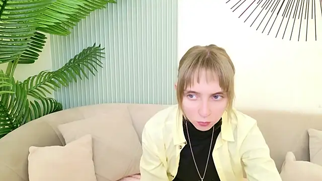 Beverly Gomes online show from September 26, 5:44 am