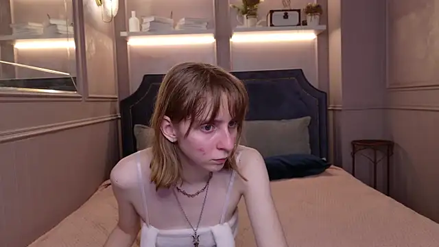 Snapshot of Beverly_Gomes chatting on April 24, 3:25 pm Beverly Gomes online show from April 24, 3:25 pm