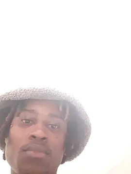 DarkSkinStroker online show from October 14, 1:50 am