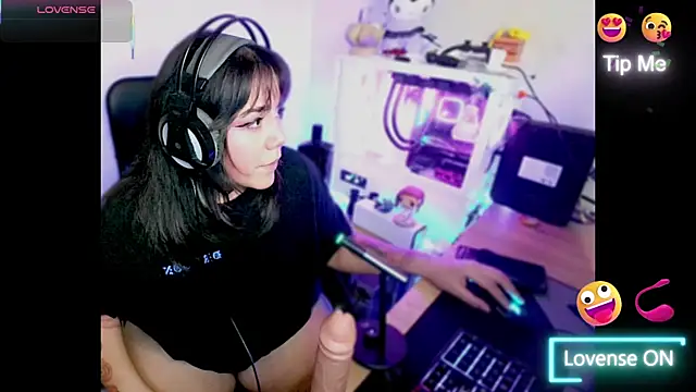 PinkDenial online show from November 15, 4:54 am