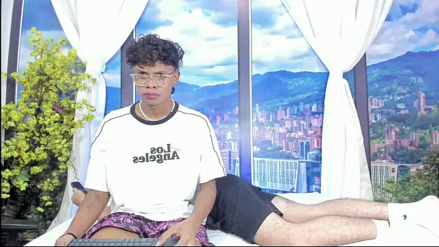 SluttyBoyDuo online show from September 16, 4:57 am