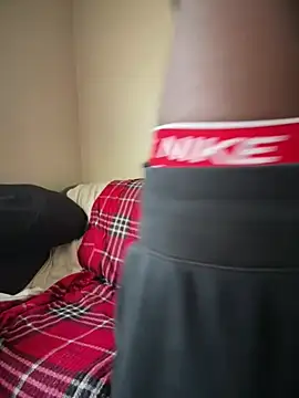 Snapshot of kingtaydo chatting on March 14, 9:53 pm kingtaydo online show from March 14, 9:53 pm