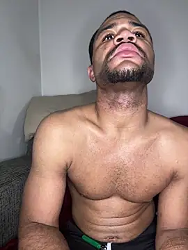 Snapshot of kingtaydo chatting on March 23, 4:27 am kingtaydo online show from March 23, 4:27 am