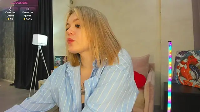 Jerry-Hall online show from February 13, 1:01 am