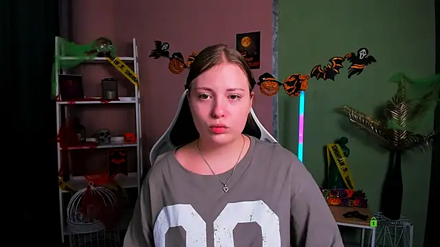 melani bumm online show from October 21, 5:52 am