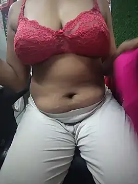 Snapshot of your_favourite_bhabhi chatting on July 18, 6:28 am your favourite bhabhi online show from July 18, 6:28 am