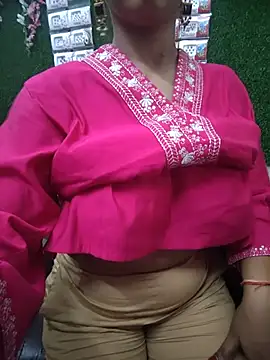Snapshot of your_favourite_bhabhi chatting on July 23, 9:40 am your favourite bhabhi online show from July 23, 9:40 am