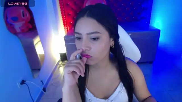 Ariannaa m online show from October 10, 2:16 pm