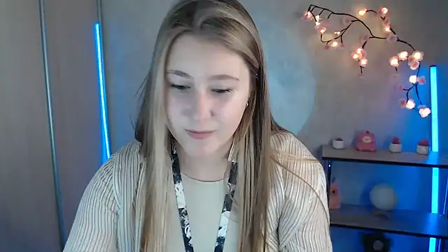Milka kamila online show from June 4, 12:33 pm