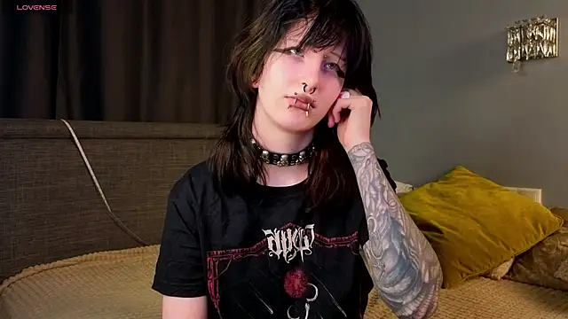 KandraCruser online show from December 2, 8:04 pm