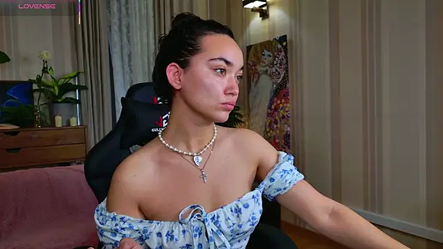 CutePully online show from September 16, 6:03 am