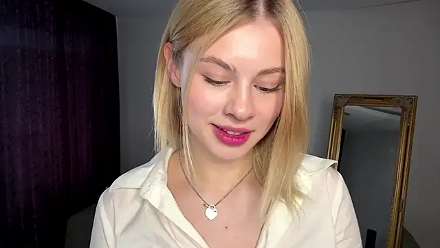 Lil Elisa online show from September 17, 10:17 am