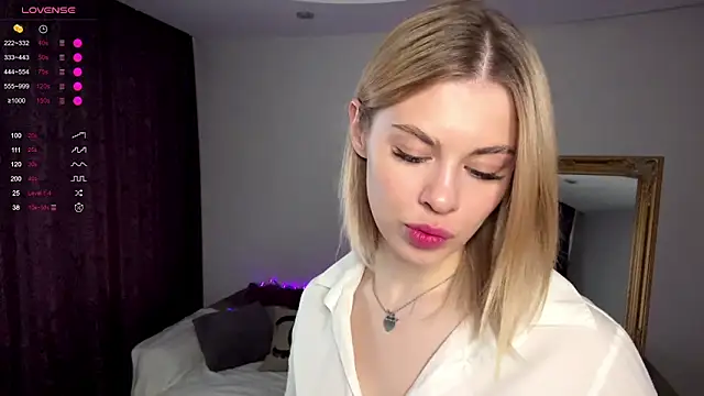 Lil Elisa online show from October 17, 7:11 am