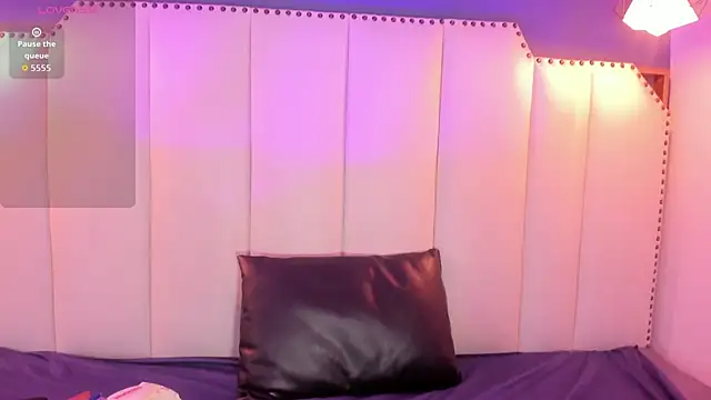 SophiaBloss online show from January 16, 3:43 am