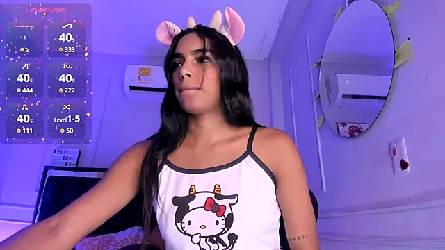 Snapshot of Catalleya_flower chatting on September 28, 7:52 pm Catalleya flower online show from September 28, 7:52 pm