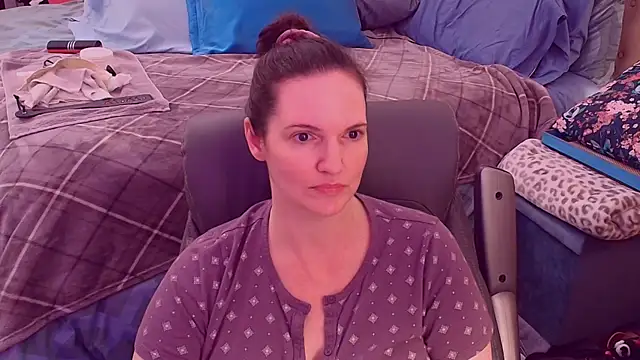 ninajaymes online show from December 20, 11:45 pm