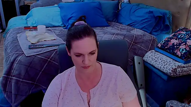 Snapshot of ninajaymes chatting on June 11, 11:47 pm ninajaymes online show from June 11, 11:47 pm