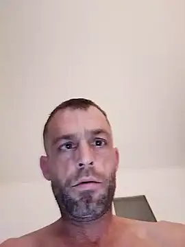 Stevieiii online show from February 7, 7:06 pm