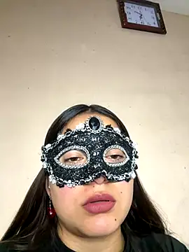 Snapshot of LiaDravenX chatting on November 26, 12:44 am LiaDravenX online show from November 26, 12:44 am