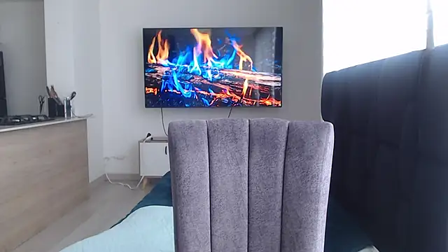 Auron Demon01 online show from November 16, 5:40 pm