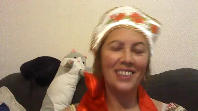 Loxiva online show from November 4, 1:54 pm