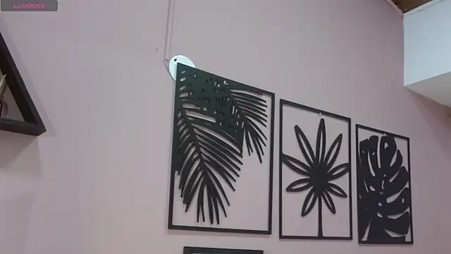Snapshot of amara_rousse1 chatting on March 19, 1:04 pm amara rousse1 online show from March 19, 1:04 pm