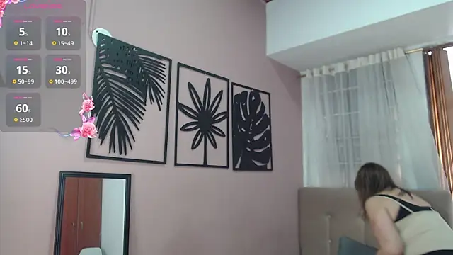 Snapshot of amara_rousse1 chatting on July 28, 12:48 pm amara rousse1 online show from July 28, 12:48 pm