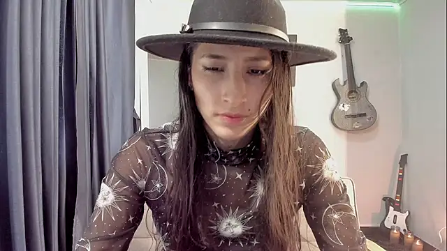 XxnikolayxX online show from December 18, 9:43 pm