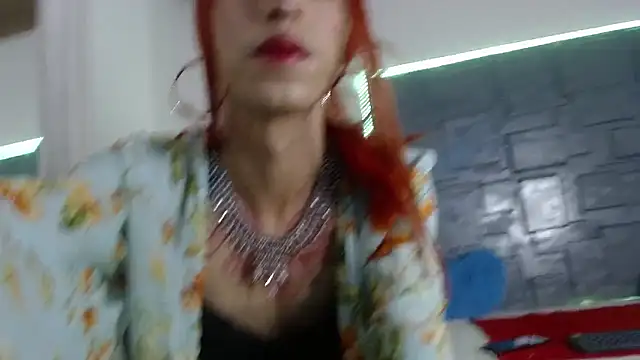 Trinity Knox online show from September 18, 3:25 pm