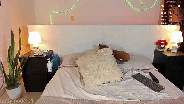 AbbyModel01 online show from October 3, 4:09 am