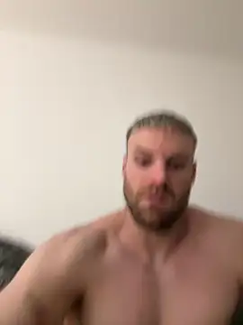 Snapshot of TheKevinboy chatting on February 7, 10:57 pm TheKevinboy online show from February 7, 10:57 pm