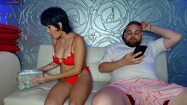 Sweetberryhot online show from December 3, 7:23 pm