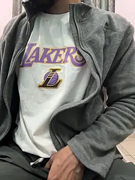 Snapshot of doctorinAction chatting on December 4, 5:21 pm doctorinAction online show from December 4, 5:21 pm