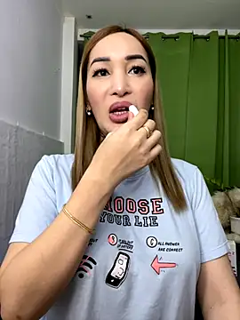 toni 0601 online show from October 13, 3:39 am