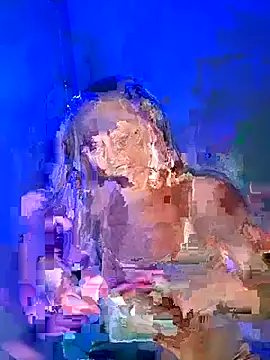 Goldenndoll online show from August 5, 3:42 am