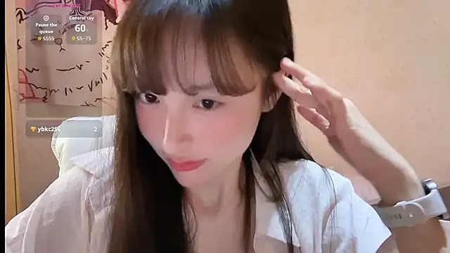 Snapshot of xiaoyun_666 chatting on October 18, 11:11 am xiaoyun 666 online show from October 18, 11:11 am