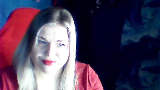 Snapshot of Nayvessa chatting on November 2, 11:12 am Nayvessa online show from November 2, 11:12 am