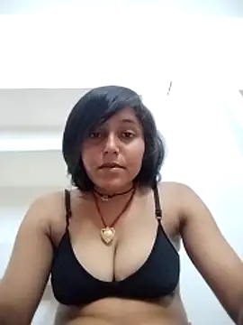 Snapshot of Sonam_shinde chatting on April 1, 5:21 pm Sonam shinde online show from April 1, 5:21 pm