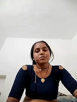 Snapshot of Sonam_shinde chatting on April 11, 8:18 am Sonam shinde online show from April 11, 8:18 am