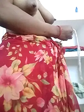 Snapshot of Sonam_shinde chatting on May 16, 7:05 am Sonam shinde online show from May 16, 7:05 am