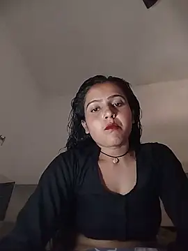 Snapshot of Sonam_shinde chatting on June 20, 7:33 am Sonam shinde online show from June 20, 7:33 am