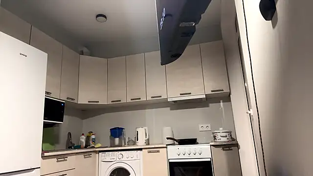 Snapshot of Denni_Spilber chatting on October 27, 4:11 pm Denni Spilber online show from October 27, 4:11 pm