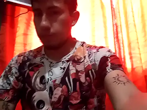 True Di online show from September 19, 7:25 pm