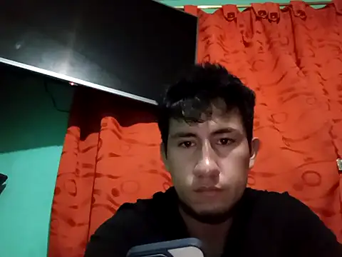 True Di online show from October 17, 1:31 am