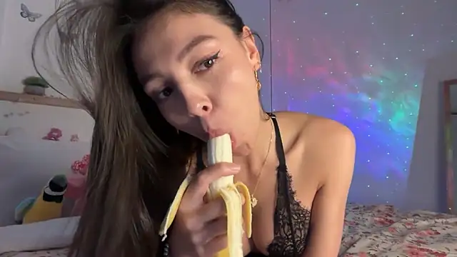 keirasworld online show from March 2, 5:08 am