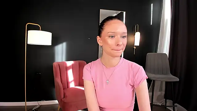 Snapshot of daily_glam chatting on September 30, 12:32 pm daily glam online show from September 30, 12:32 pm