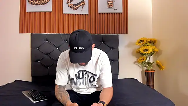Snapshot of Massimo_st chatting on September 20, 1:12 pm Massimo st online show from September 20, 1:12 pm