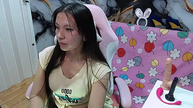 mia wetts online show from October 3, 7:55 pm